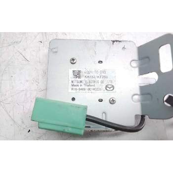 Recambio de antena gps para mazda cx-3 referencia OEM IAM 8C140231  