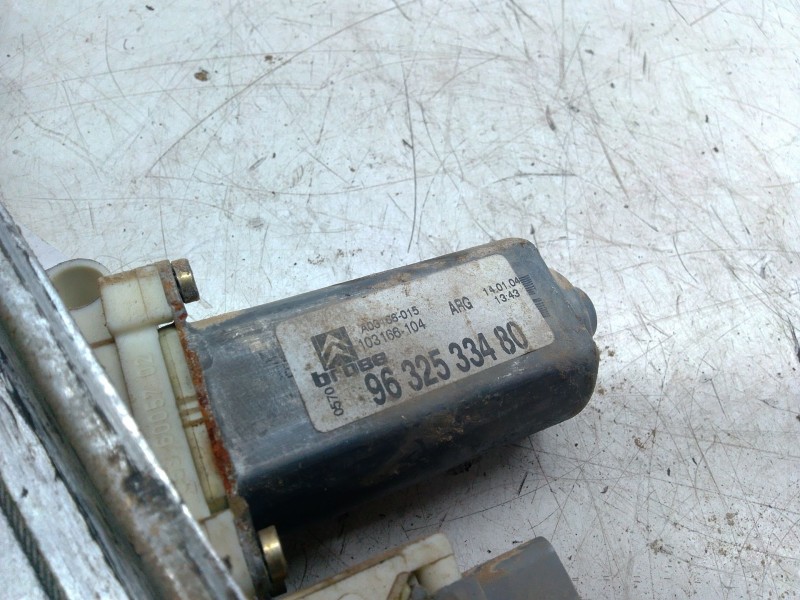 Recambio de elevalunas trasero izquierdo para citroën c5 i break (de_) 2.0 hdi (derhzb, derhze) referencia OEM IAM 9632533480  