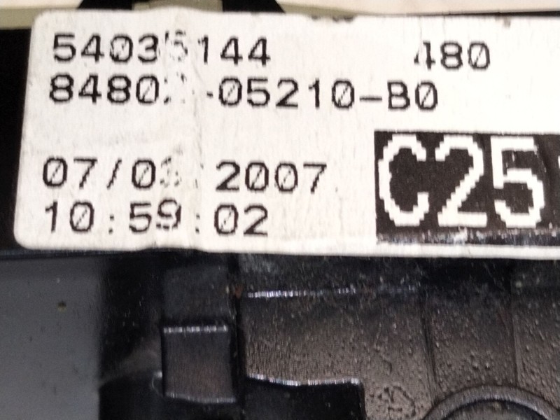 Recambio de mando elevalunas delantero izquierdo para toyota avensis sedán (_t25_) 2.0 (azt250_) referencia OEM IAM 8480205210  