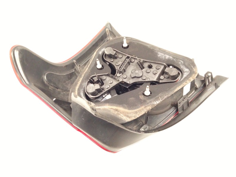 Recambio de piloto trasero izquierdo para toyota avensis sedán (_t25_) 2.0 (azt250_) referencia OEM IAM   