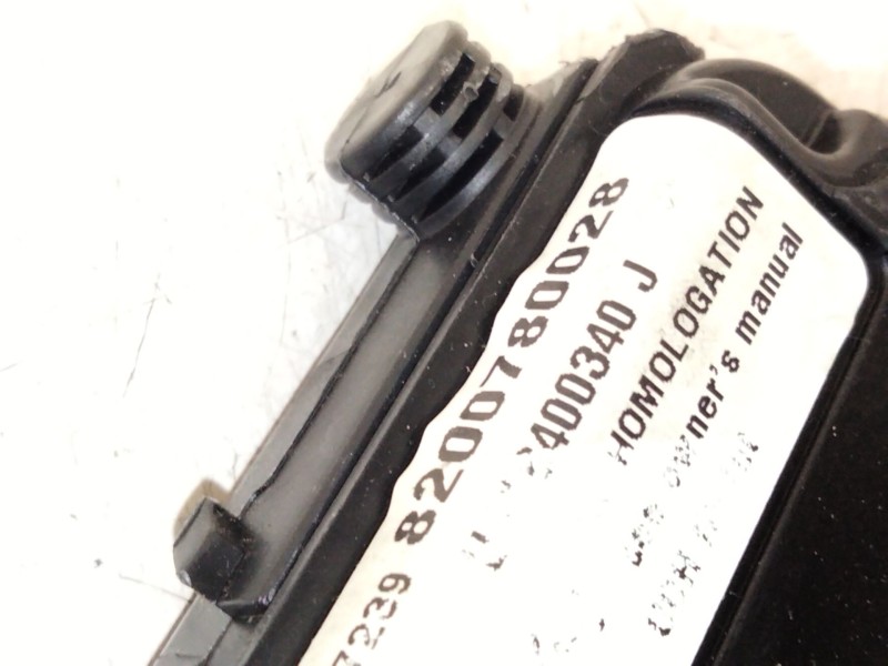 Recambio de caja fusibles para renault megane ii (bm0/1_, cm0/1_) 1.5 dci (bm0f, bm0t, bm2b, cm0f, cm0t) referencia OEM IAM 8200