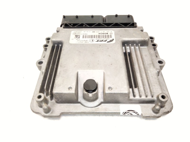 Recambio de centralita motor uce para iveco daily v furgoneta 29s13, 29l13, 35c13, 35s13, 40c13, 40s13 referencia OEM IAM 580135