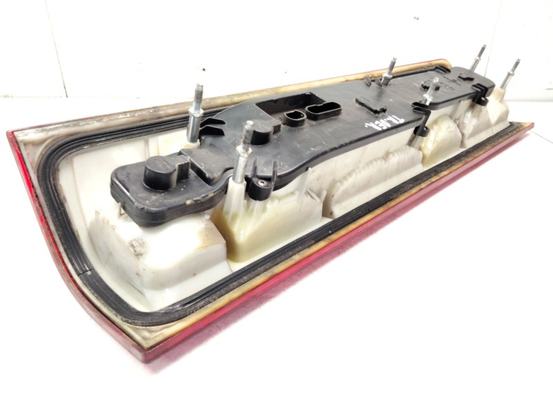 Recambio de piloto trasero derecho para iveco daily v furgoneta 29s13, 29l13, 35c13, 35s13, 40c13, 40s13 referencia OEM IAM 6950