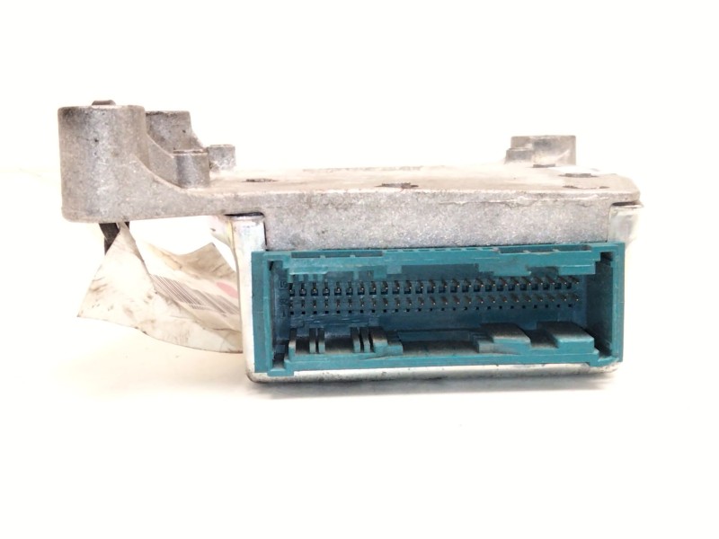Recambio de centralita airbag para opel vivaro furgón 2.7t corto referencia OEM IAM 8200435339A 605488300 93854786