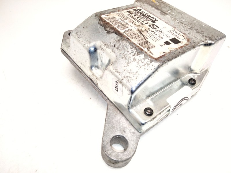 Recambio de centralita airbag para opel vivaro furgón 2.7t corto referencia OEM IAM 8200435339A 605488300 93854786