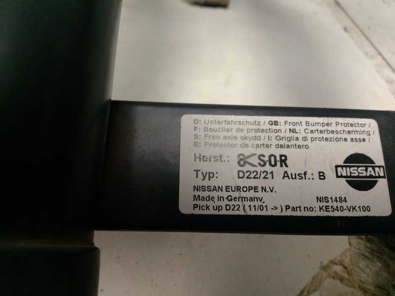 Recambio de refuerzo paragolpes delantero para nissan pick up (d22) 2.4 i 4wd referencia OEM IAM KE540VK100  