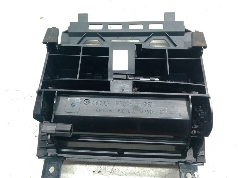 Recambio de guantera para audi a3 sportback (8pa) 1.6 tdi referencia OEM IAM 8P0857951  