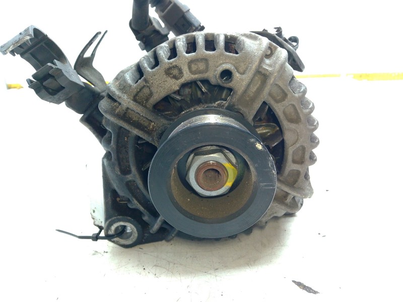 Recambio de alternador para toyota avensis sedán (_t25_) 2.0 (azt250_) referencia OEM IAM 0124325085  