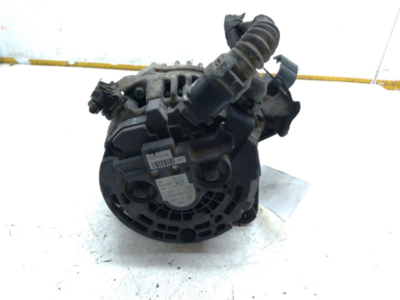 Recambio de alternador para toyota avensis sedán (_t25_) 2.0 (azt250_) referencia OEM IAM 0124325085  