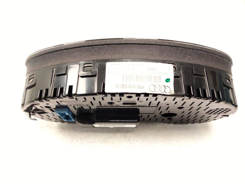 Recambio de cuadro instrumentos para audi a3 sportback (8pa) 1.6 tdi referencia OEM IAM 8P0920932N  