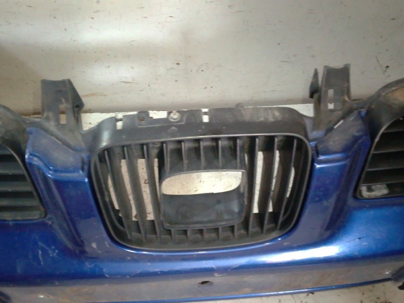 Recambio de paragolpes delantero para seat leon (1m1) 1.9 tdi referencia OEM IAM 1M0807221D  