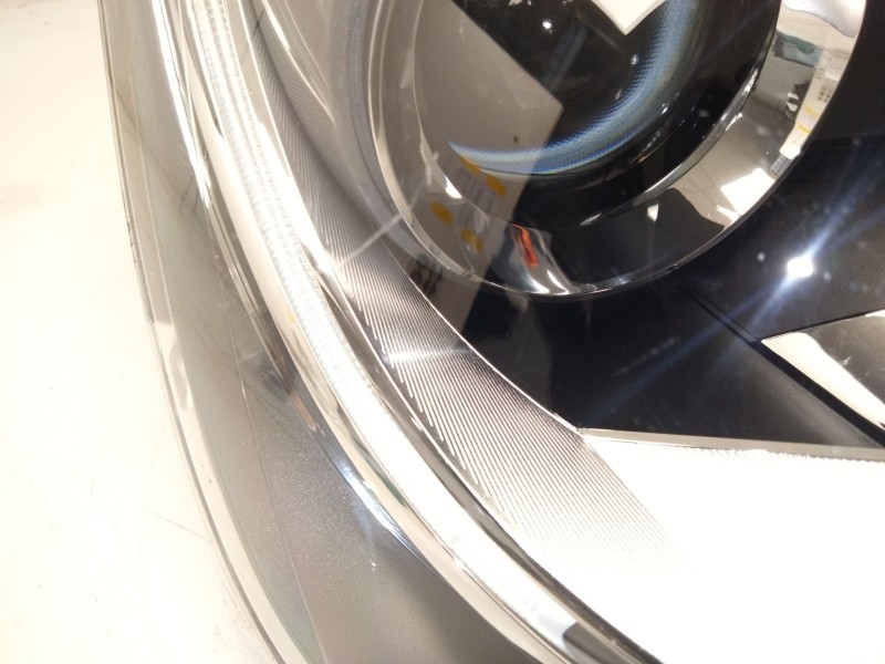 Recambio de faro xenon derecho para audi a1 (8x) referencia OEM IAM 8X0941044  