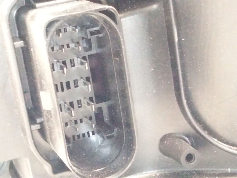 Recambio de faro xenon derecho para audi a1 (8x) referencia OEM IAM 8X0941044  