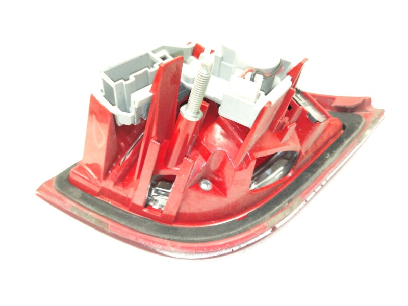 Recambio de piloto trasero derecho porton para audi a3 sportback (8pa) 1.6 tdi referencia OEM IAM 8P4945094D  