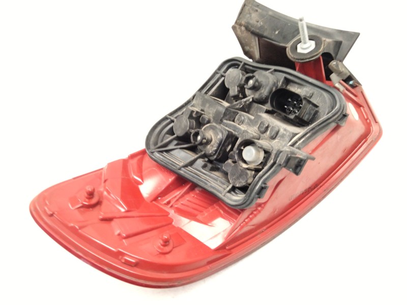 Recambio de piloto trasero derecho para audi a3 sportback (8pa) 1.6 tdi referencia OEM IAM 8P4945096E  