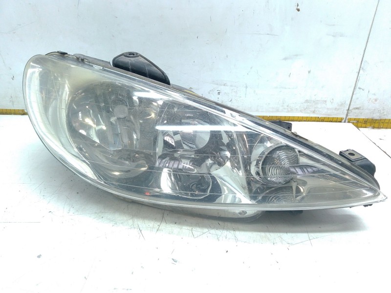Recambio de faro derecho para peugeot 206 hatchback (2a/c) 1.4 16v referencia OEM IAM   