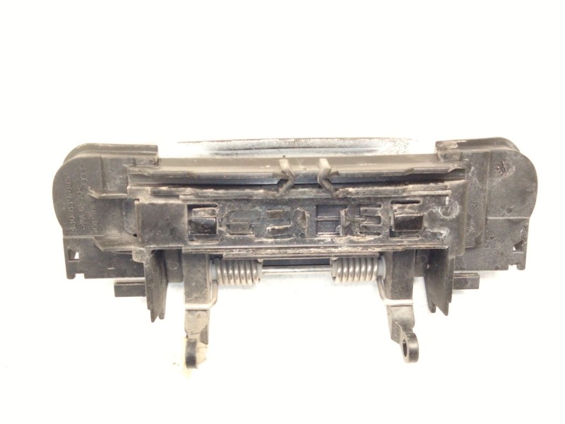 Recambio de maneta exterior delantera derecha para audi a3 sportback (8pa) 1.6 tdi referencia OEM IAM 4B0839885  