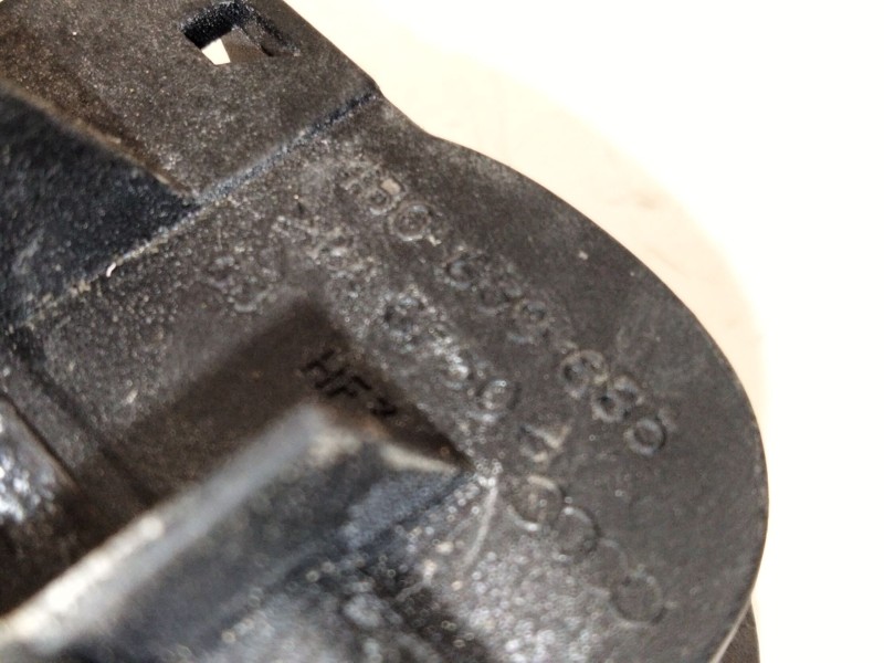 Recambio de maneta exterior trasera izquierda para audi a3 sportback (8pa) 1.6 tdi referencia OEM IAM 4B0839885  