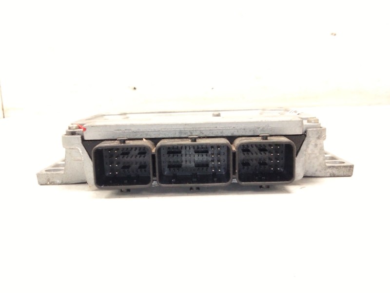 Recambio de centralita motor uce para peugeot 206 hatchback (2a/c) 1.4 16v referencia OEM IAM 9654722680  