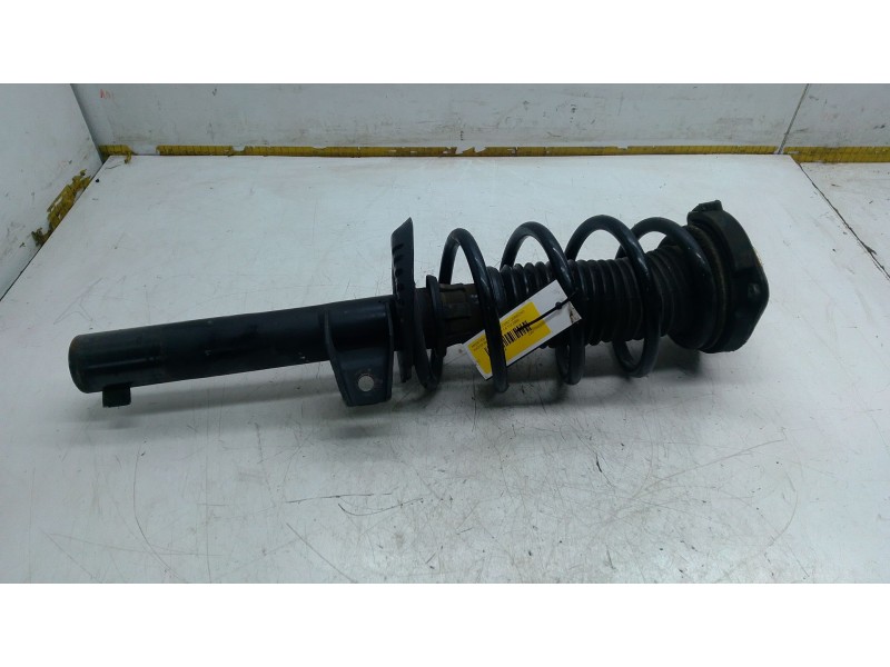 Recambio de amortiguador delantero derecho para audi a3 sportback (8pa) 1.6 tdi referencia OEM IAM 1K0413031DQ  