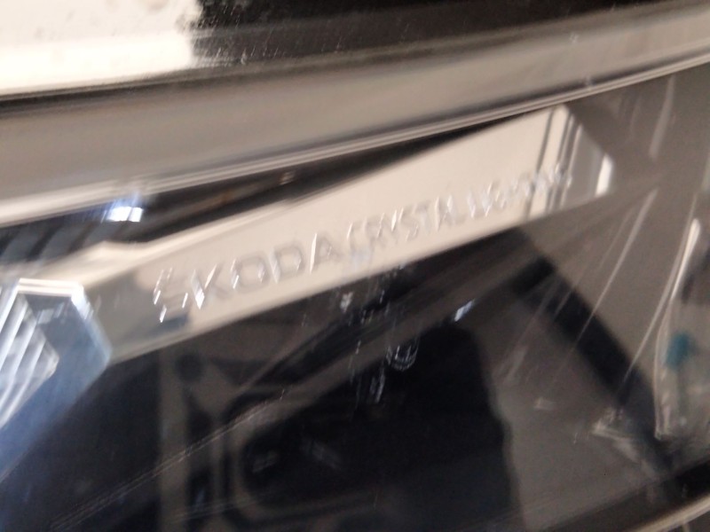 Recambio de faro xenon izquierdo para skoda kamiq (nw4) referencia OEM IAM 658941015B  