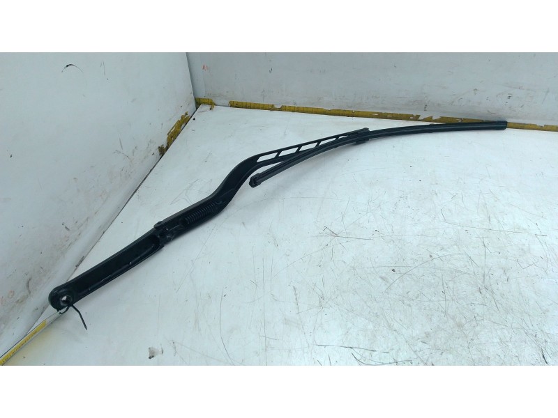 Recambio de brazo limpia delantero derecho para audi a3 sportback (8pa) 1.6 tdi referencia OEM IAM 8P1955407  