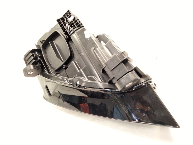 Recambio de faro izquierdo para audi sq2 (gab) referencia OEM IAM 81A941011  