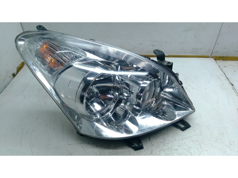 Recambio de faro derecho para toyota corolla verso (zer_, zze12_, r1_) 1.8 (znr11_) referencia OEM IAM   