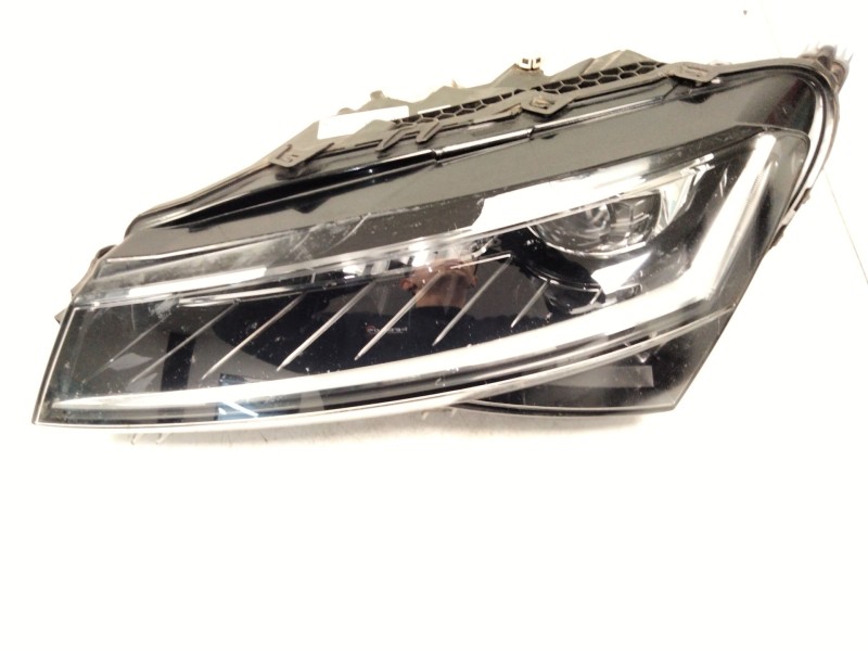 Recambio de faro xenon izquierdo para skoda superb (3v3) referencia OEM IAM 3V1941015D  