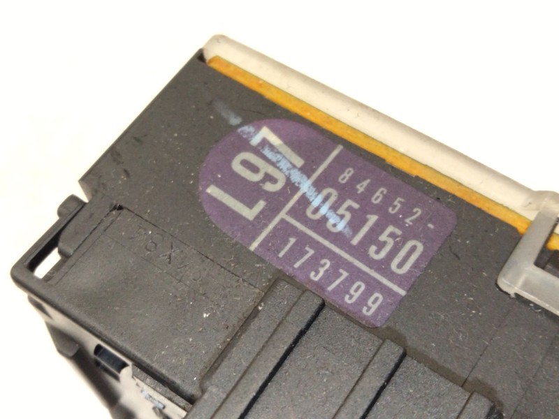 Recambio de mando limpia para toyota corolla verso (zer_, zze12_, r1_) 1.8 (znr11_) referencia OEM IAM 8465205150  