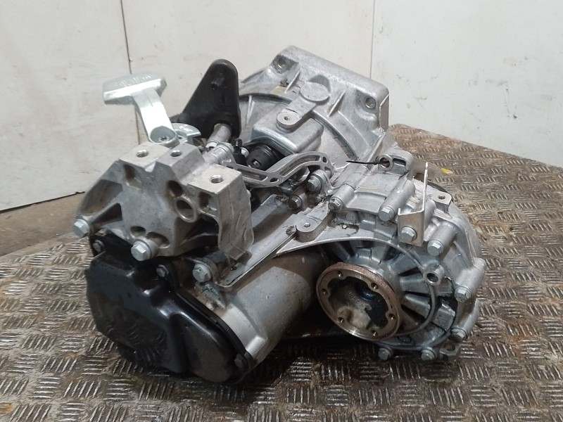 Recambio de caja cambios para audi a3 sportback (8pa) 1.6 tdi referencia OEM IAM LUB  