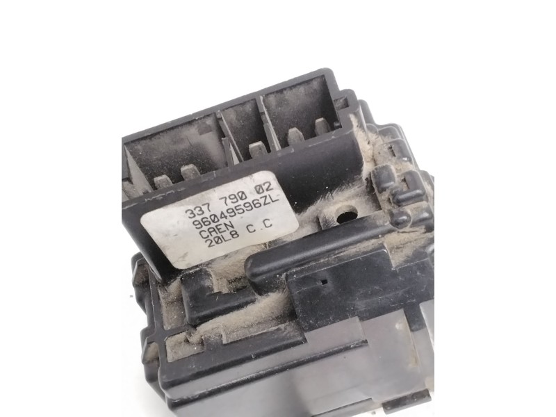 Recambio de mando limpia para citroën berlingo 1.9 diesel referencia OEM IAM 96049596ZL 33779002 