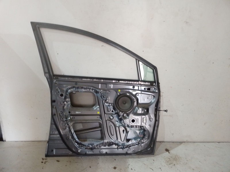 Recambio de puerta delantera izquierda para toyota corolla verso (zer_, zze12_, r1_) 1.8 (znr11_) referencia OEM IAM   