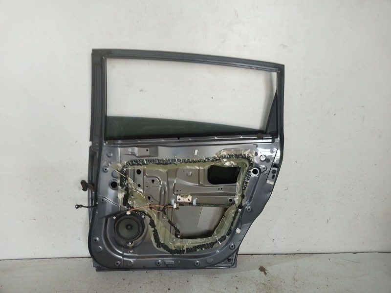 Recambio de puerta trasera derecha para toyota corolla verso (zer_, zze12_, r1_) 1.8 (znr11_) referencia OEM IAM   
