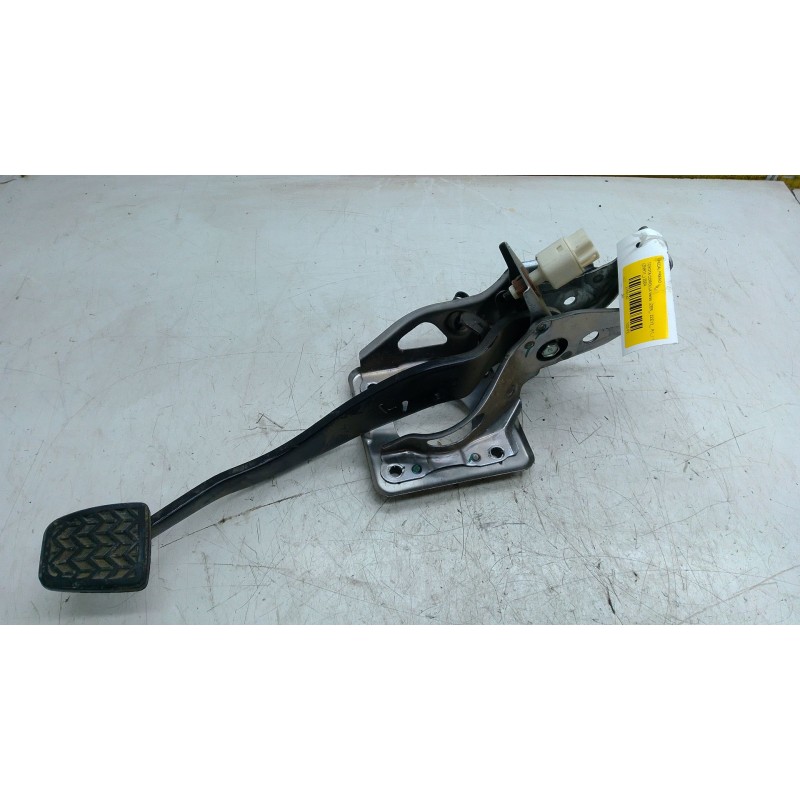 Recambio de pedal freno para toyota corolla verso (zer_, zze12_, r1_) 1.8 (znr11_) referencia OEM IAM   