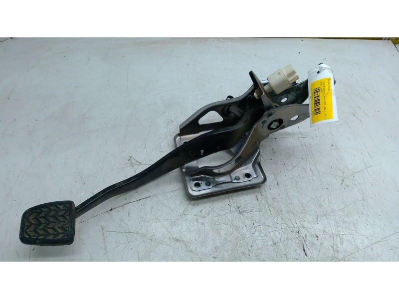 Recambio de pedal freno para toyota corolla verso (zer_, zze12_, r1_) 1.8 (znr11_) referencia OEM IAM   