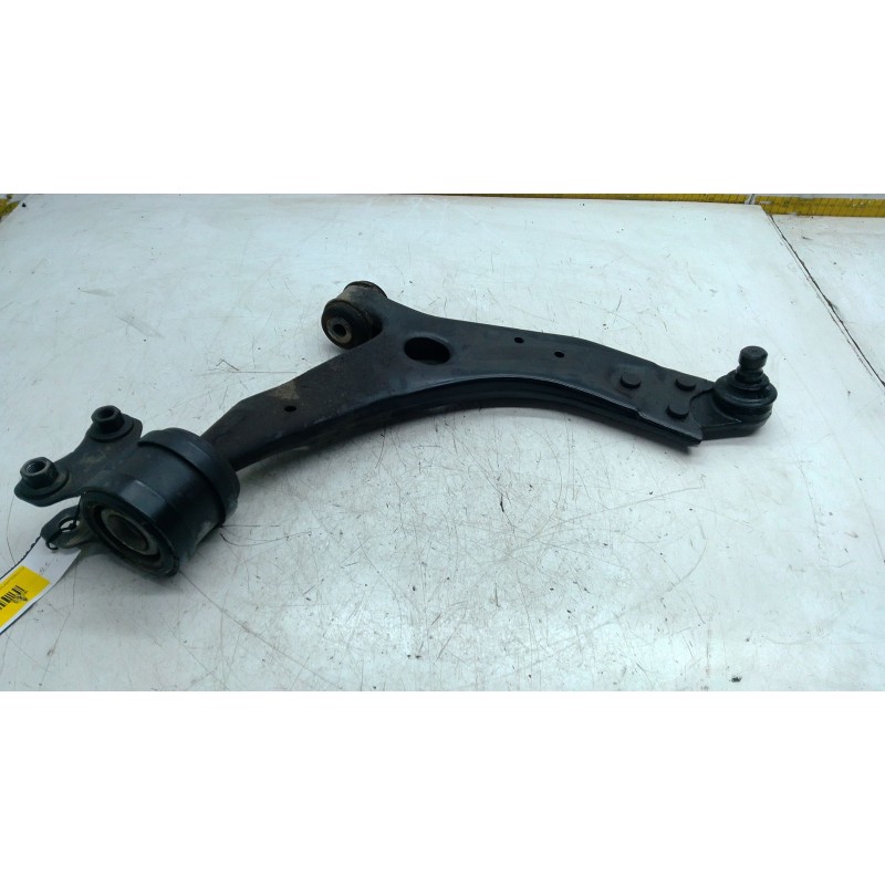 Recambio de brazo suspension inferior delantero derecho para ford kuga i 2.0 tdci referencia OEM IAM   