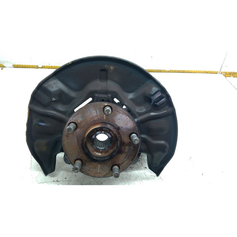 Recambio de mangueta delantera derecha para toyota corolla verso (zer_, zze12_, r1_) 1.8 (znr11_) referencia OEM IAM   