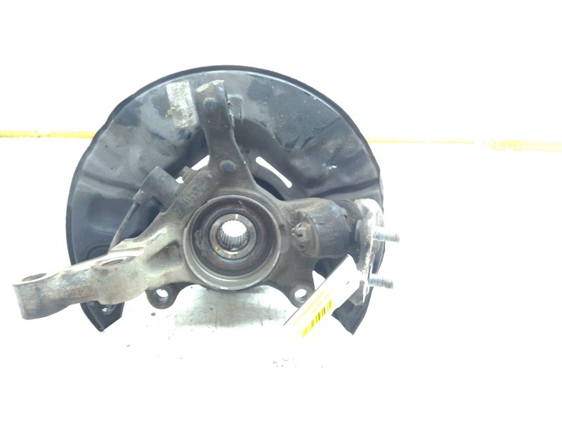 Recambio de mangueta delantera derecha para toyota corolla verso (zer_, zze12_, r1_) 1.8 (znr11_) referencia OEM IAM   