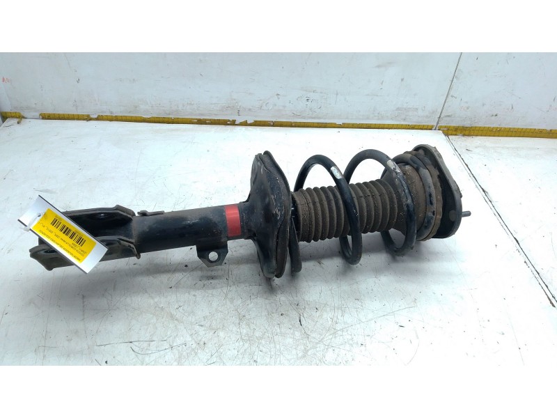 Recambio de amortiguador delantero izquierdo para toyota corolla verso (zer_, zze12_, r1_) 1.8 (znr11_) referencia OEM IAM 48520