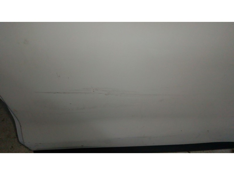 Recambio de puerta trasera izquierda para ford kuga i 2.0 tdci referencia OEM IAM   