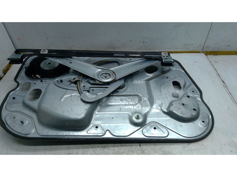 Recambio de elevalunas delantero derecho para ford kuga i 2.0 tdci referencia OEM IAM 980500101  