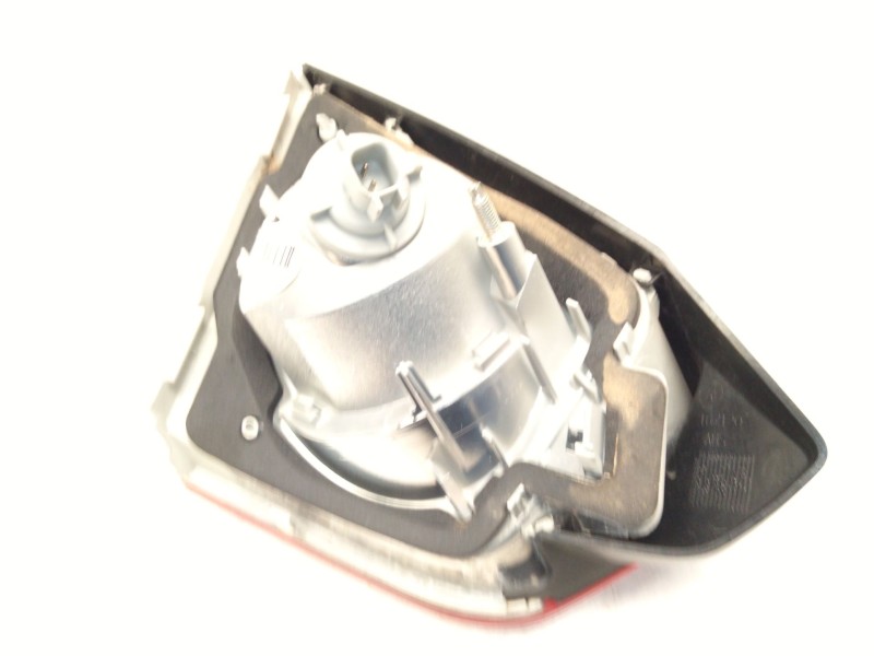 Recambio de piloto trasero derecho porton para ford kuga i 2.0 tdci referencia OEM IAM 8V4113A602AD  