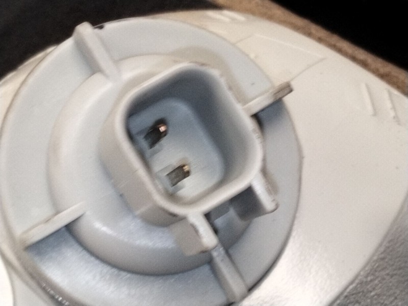 Recambio de piloto trasero derecho porton para ford kuga i 2.0 tdci referencia OEM IAM 8V4113A602AD  