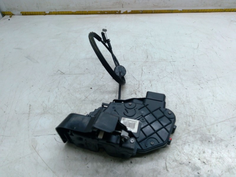 Recambio de cerradura puerta delantera derecha para ford kuga i 2.0 tdci referencia OEM IAM   