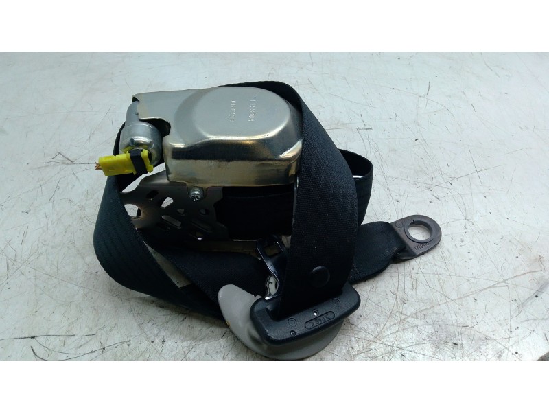 Recambio de cinturon seguridad delantero derecho para toyota corolla verso (zer_, zze12_, r1_) 1.8 (znr11_) referencia OEM IAM  