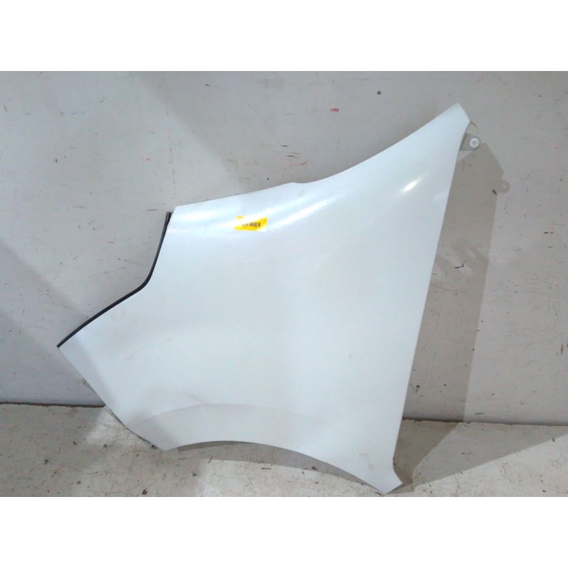 Recambio de aleta delantera izquierda para renault master iii furgoneta (fv) 2.3 dci 150 fwd (fv0f, fv03) referencia OEM IAM   