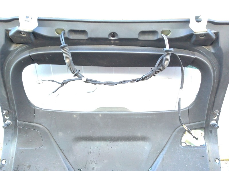 Recambio de porton trasero para renault megane iv sport tourer (k9a/m/n_) 1.2 tce 130 (k9mr) referencia OEM IAM 901007547R  