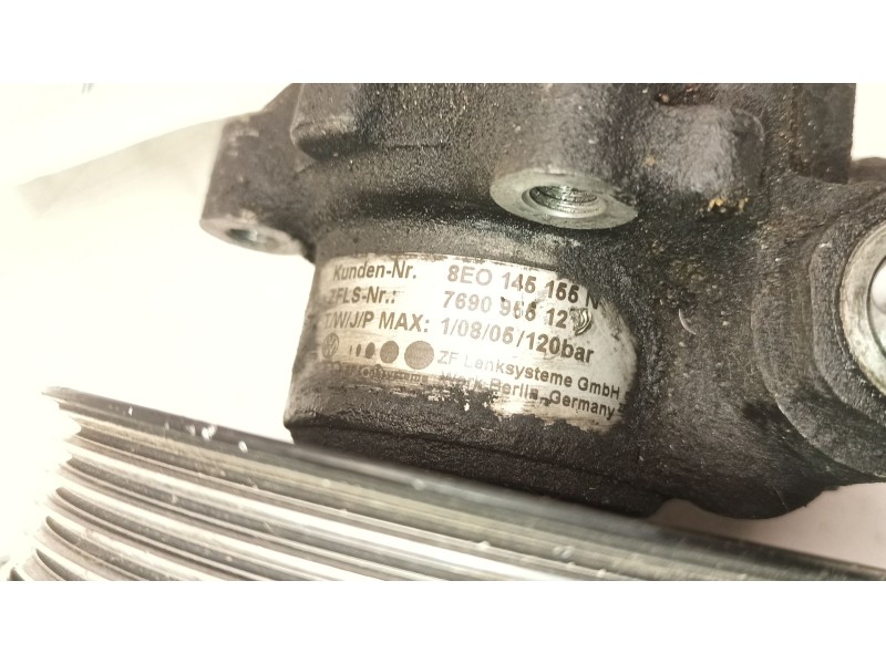 Recambio de bomba direccion para audi a4 b7 (8ec) 2.0 tdi referencia OEM IAM 8E0145155N  