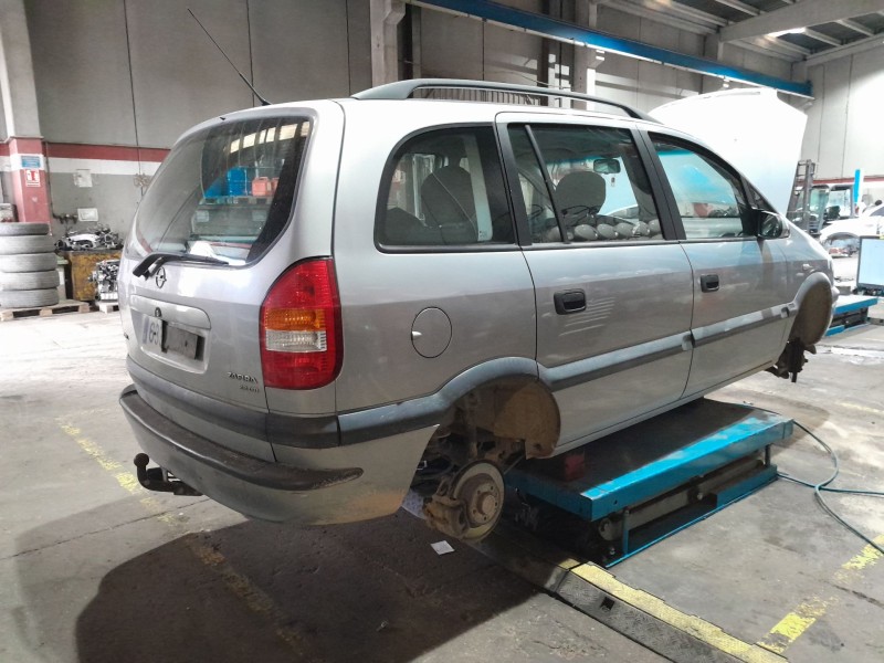 opel zafira a monospace (t98) del año 2022
